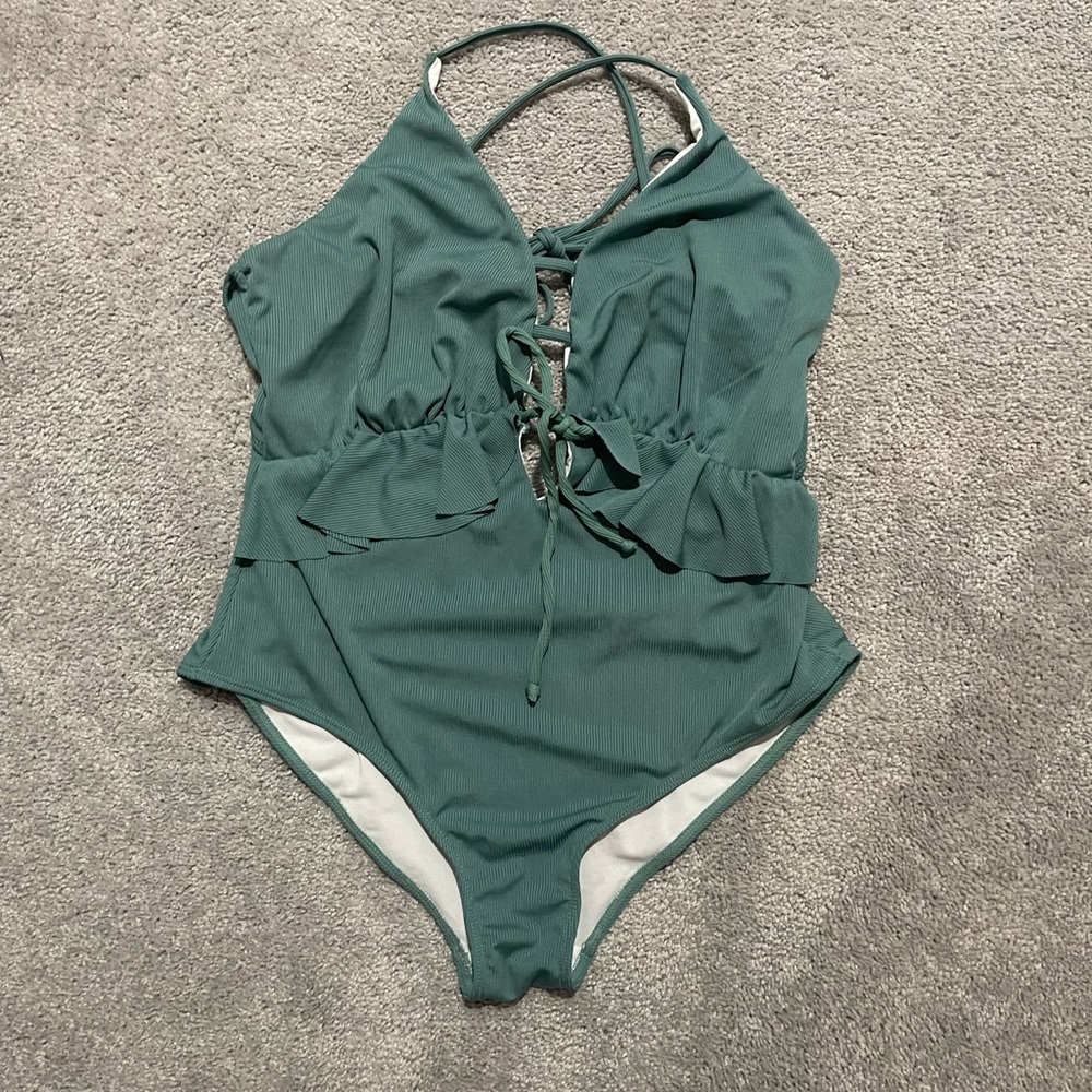 One piece bathing suit
